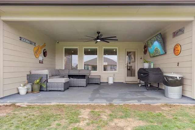 $435,000 | 109 Sandpiper Drive, Bastrop, TX 78602