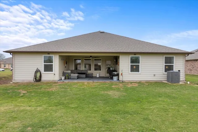 $435,000 | 109 Sandpiper Drive, Bastrop, TX 78602