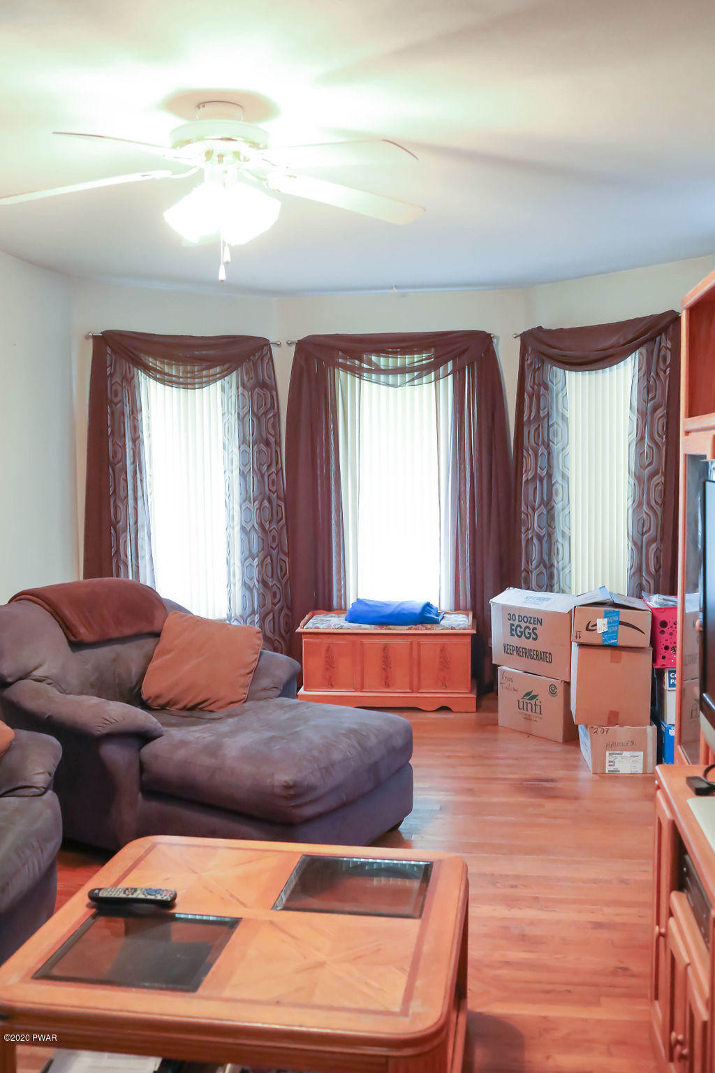 119 Deer Run Road Hawley, PA 18428 - Photo 29 of 64 21a-living room