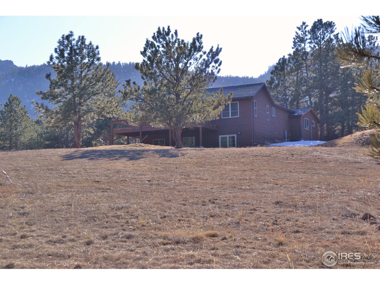 381 Cherokee Road Lyons, CO 80540 - Photo 23 of 25 Room to play
