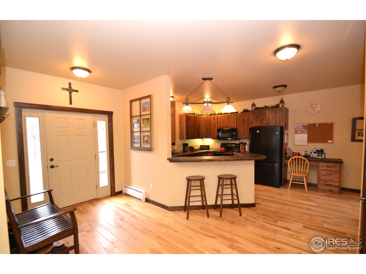 381 Cherokee Road Lyons, CO 80540 - Photo 3 of 25 Hardwood Flooring