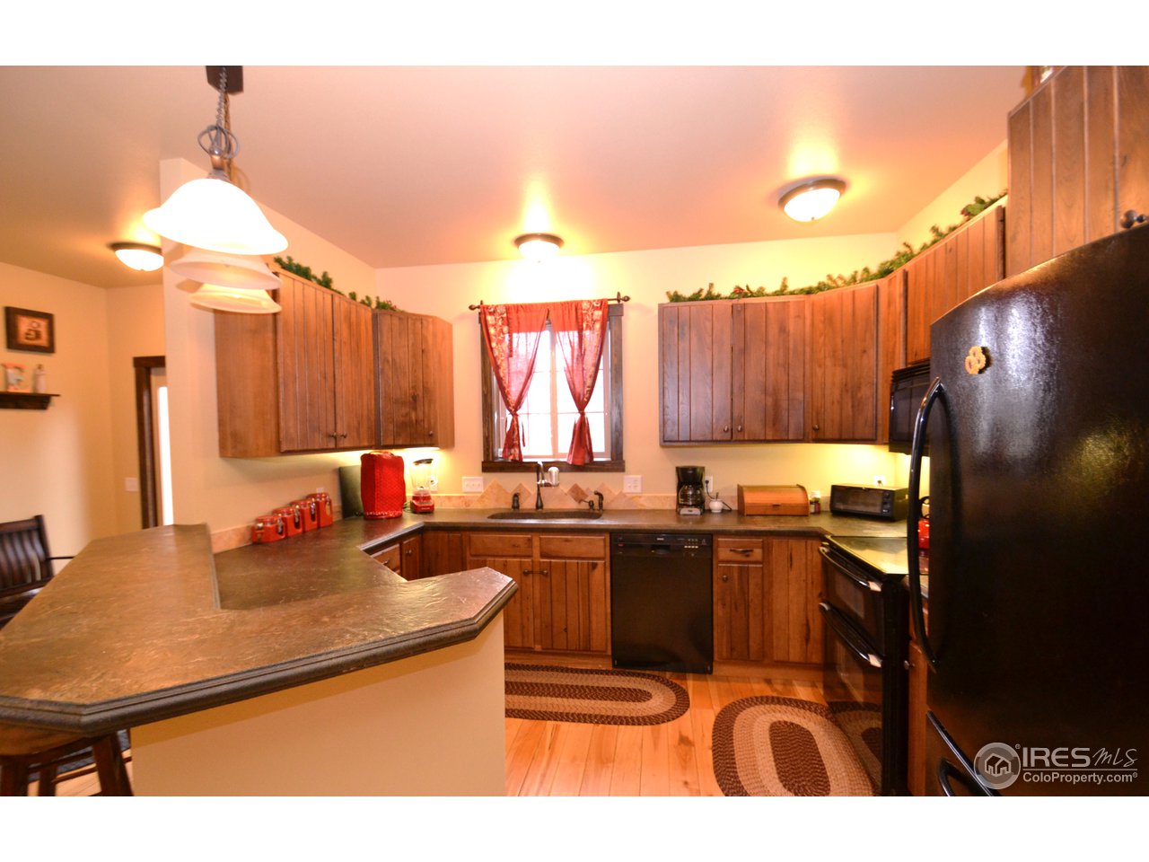 381 Cherokee Road Lyons, CO 80540 - Photo 5 of 25 Concrete Counters
