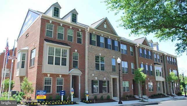 8894 Quarry Road Manassas, VA 20110 - Photo 2 of 19 Exterior (Front)