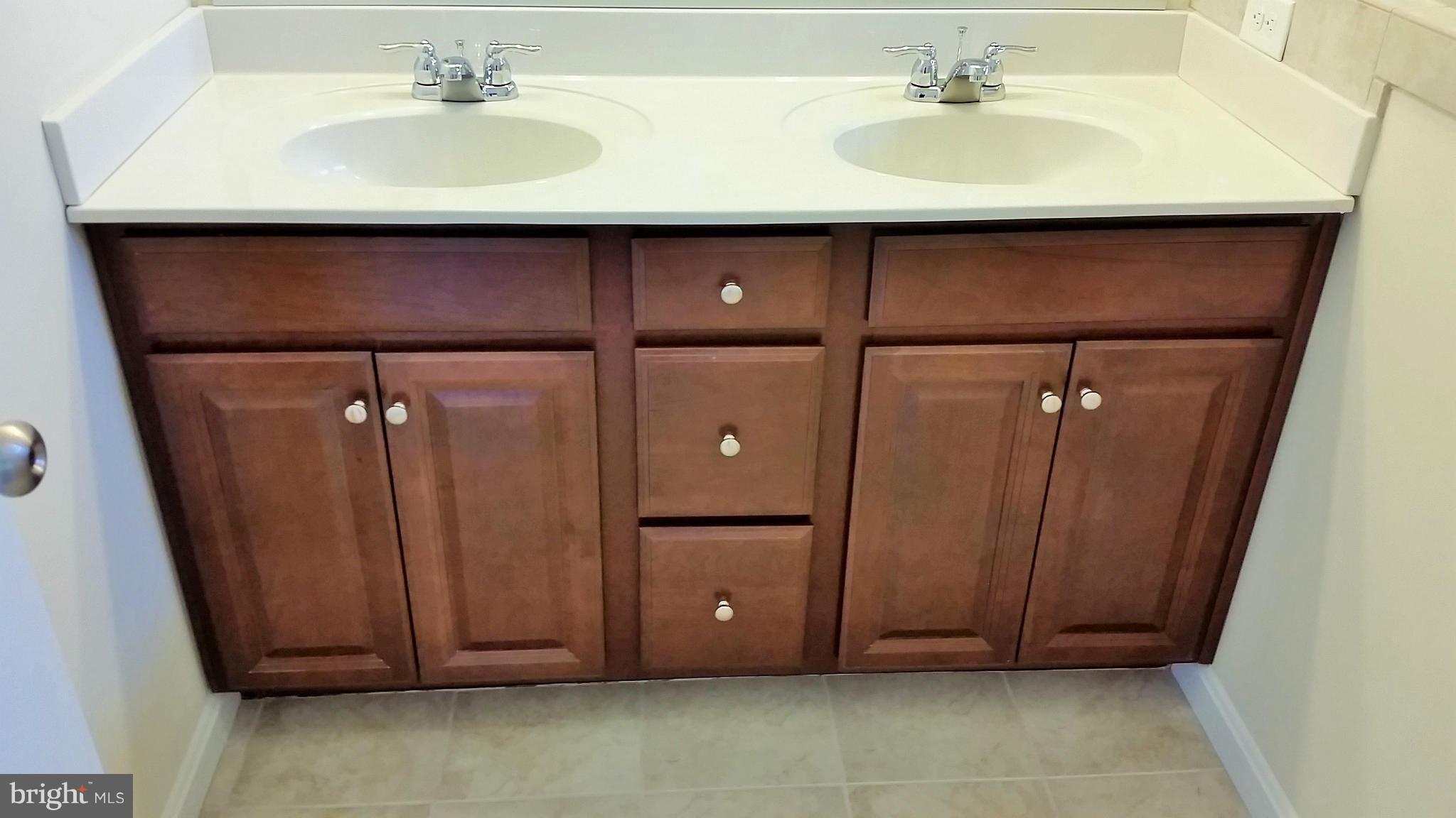 8894 Quarry Road Manassas, VA 20110 - Photo 7 of 19 Interior (General)