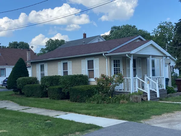$199,000 | 207 North Conrad Avenue, Peotone, IL 60468