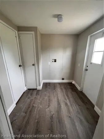 $1,300 | 1732 West Holiday Drive, Lorida, FL 33857