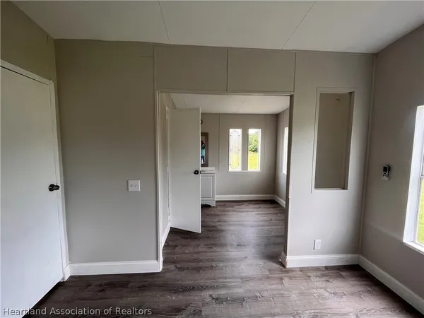 $1,300 | 1732 West Holiday Drive, Lorida, FL 33857