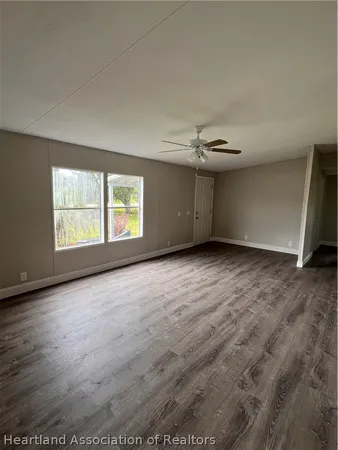 $1,300 | 1732 West Holiday Drive, Lorida, FL 33857