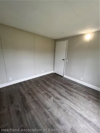 $1,300 | 1732 West Holiday Drive, Lorida, FL 33857