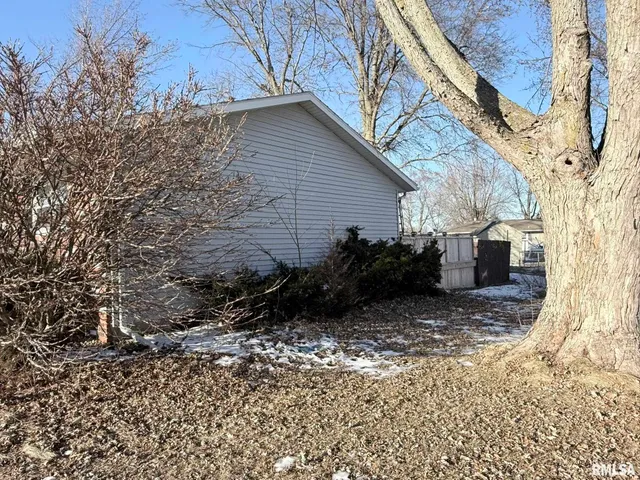 $129,900 | 905 West Palmer Street, Abingdon, IL 61410