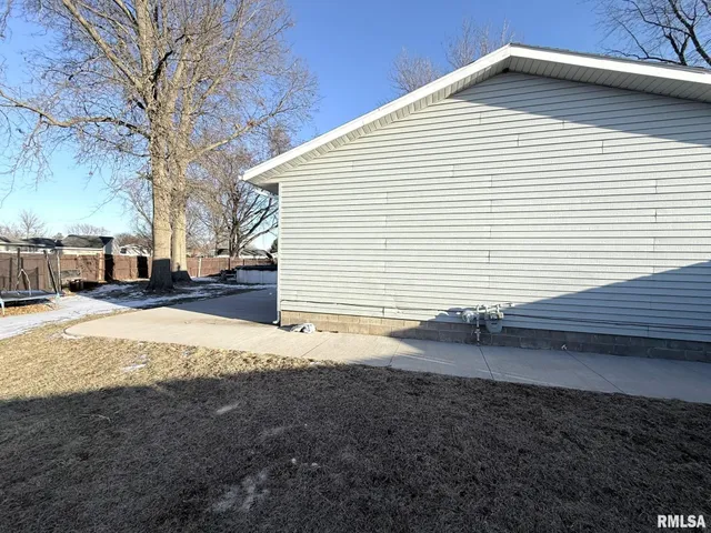 $129,900 | 905 West Palmer Street, Abingdon, IL 61410