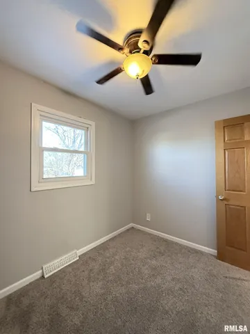 $129,900 | 905 West Palmer Street, Abingdon, IL 61410