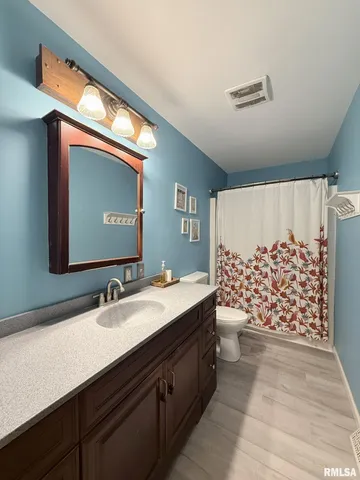 $129,900 | 905 West Palmer Street, Abingdon, IL 61410