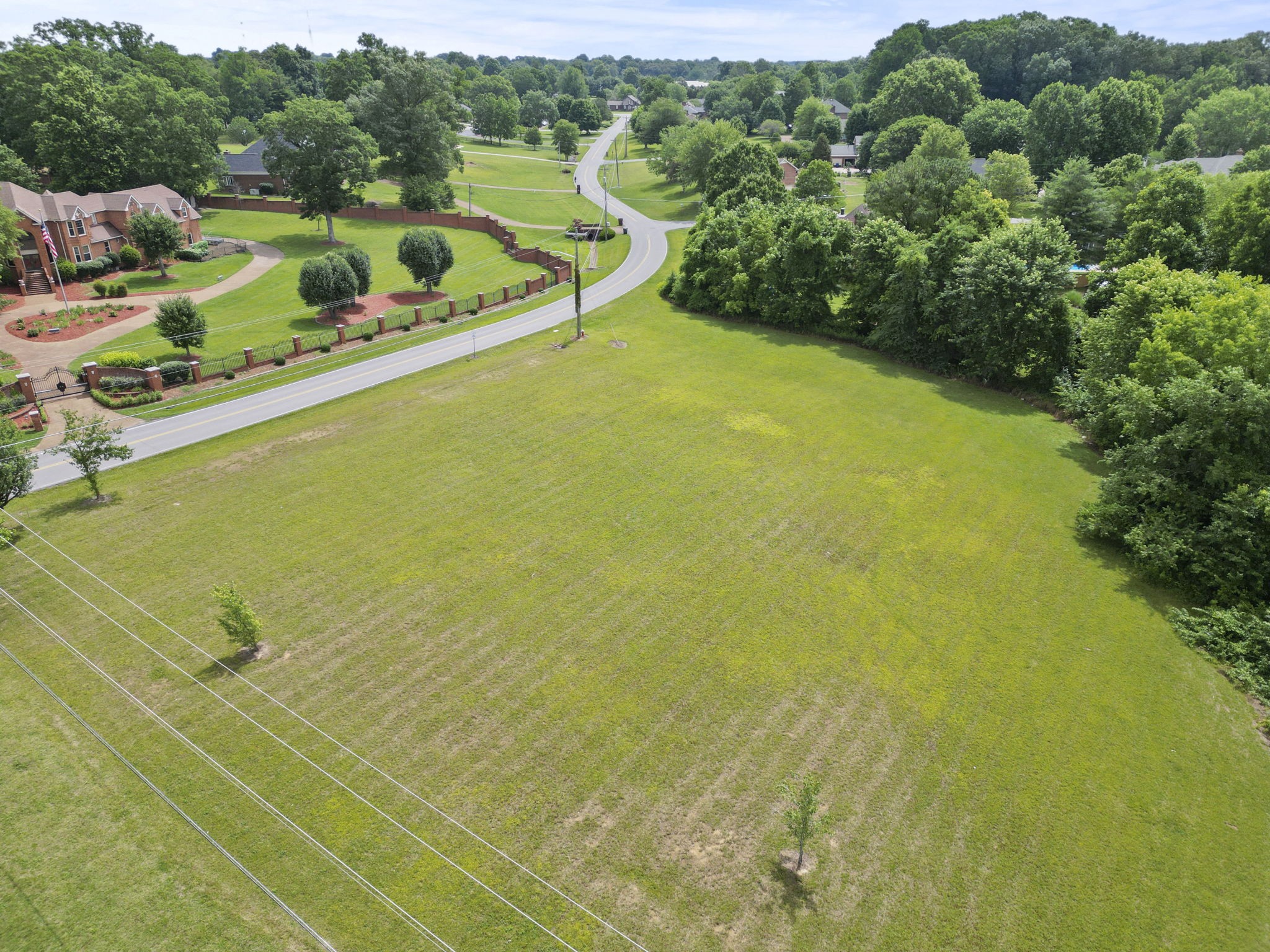 1801 Nicklaus Drive Springfield, TN 37172 - Photo 10 of 20 Gallery Image 10