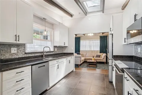 $699,000 | 3218 West Oakellar Avenue, Tampa, FL 33611