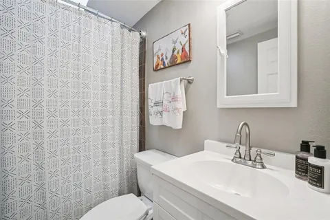$699,000 | 3218 West Oakellar Avenue, Tampa, FL 33611