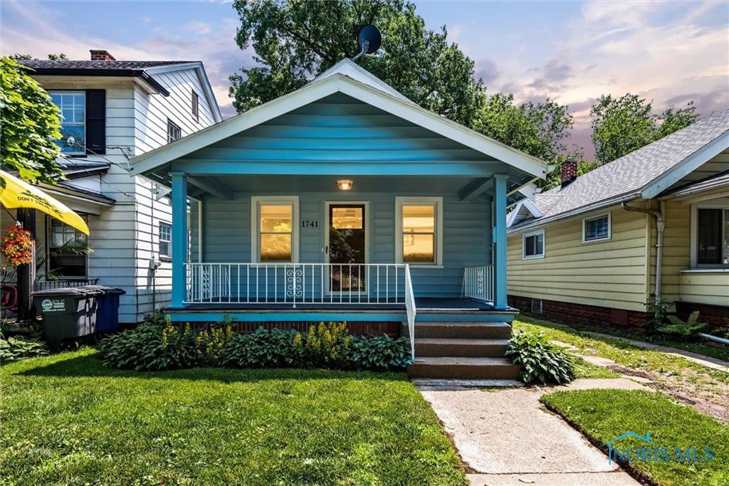 1741 Loxley Road Toledo, OH 43613 - Photo 1 of 33 Gallery Image 1