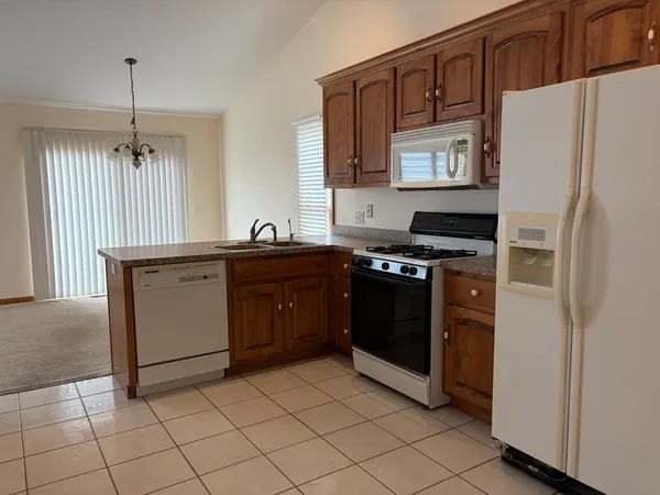 $2,950 | 517 East Conley Drive, Elburn, IL 60119