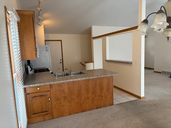 $2,950 | 517 East Conley Drive, Elburn, IL 60119