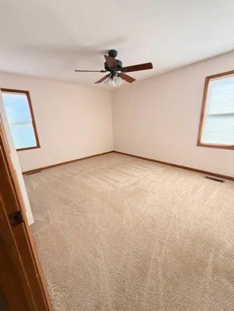 $2,950 | 517 East Conley Drive, Elburn, IL 60119