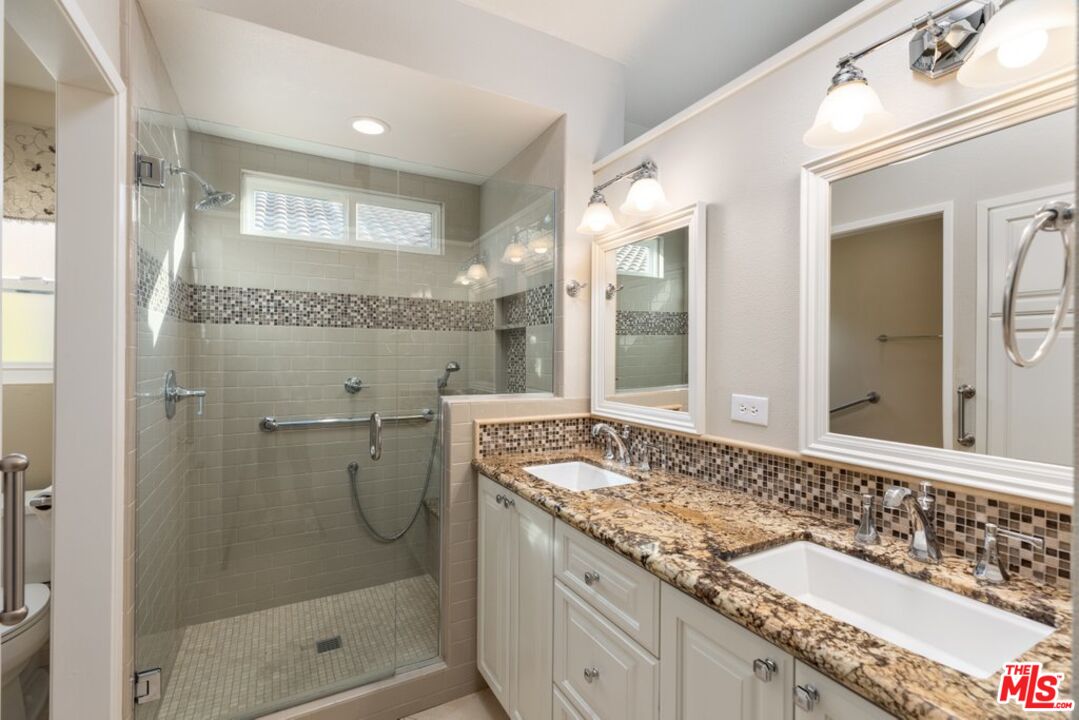 823 Riviera Avenue Banning, CA 92220 - Photo 11 of 21 Gallery Image 11