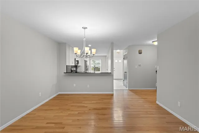 $2,750 | 178 Cascade Cir Drive, Ballwin, MO 63021