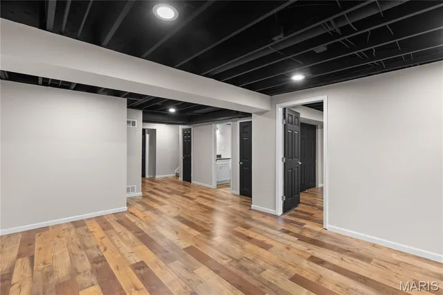 $2,750 | 178 Cascade Cir Drive, Ballwin, MO 63021