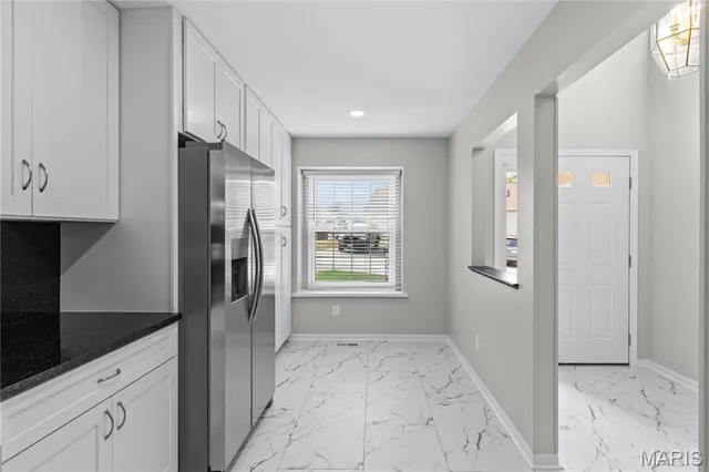 $2,750 | 178 Cascade Cir Drive, Ballwin, MO 63021