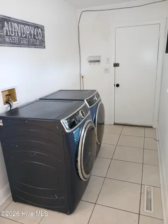 $2,400 | 3826 Winston Boulevard, Wilmington, NC 28403