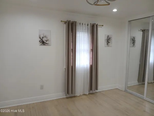 $2,400 | 3826 Winston Boulevard, Wilmington, NC 28403