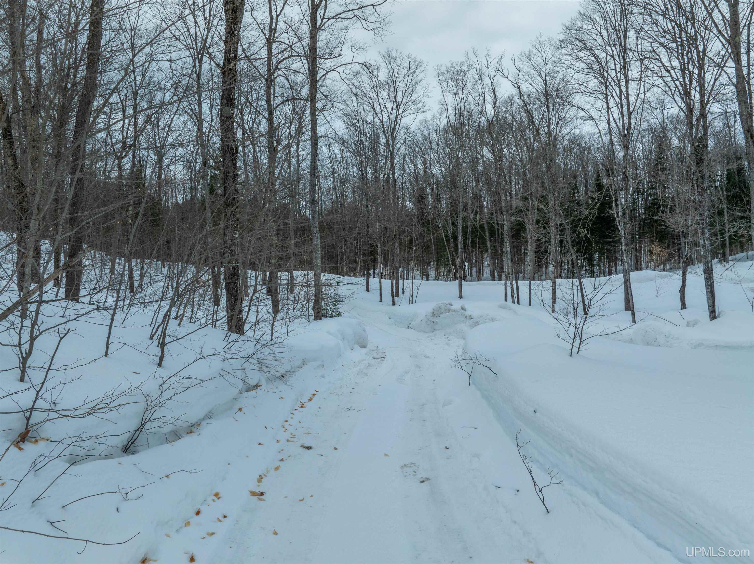 E9915 Old Indiantown Road Munising, MI 49862 - Photo 84 of 84 Gallery Image 84