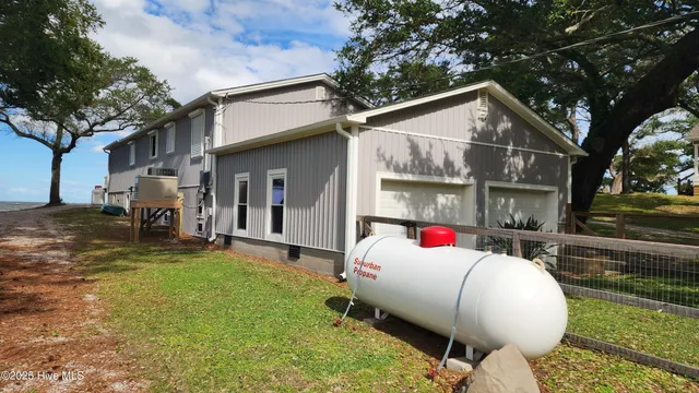 $699,000 | 197 Pamlico Parkway, Beaufort, NC 28516