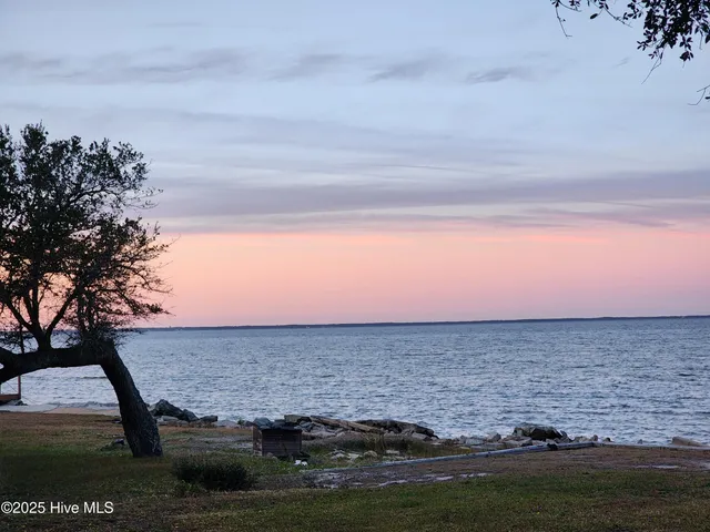 $699,000 | 197 Pamlico Parkway, Beaufort, NC 28516