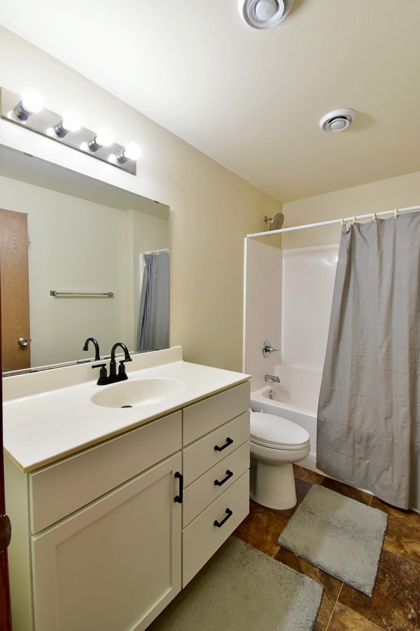 1814 Clearwater Road St. Cloud, MN 56301 - Photo 6 of 14