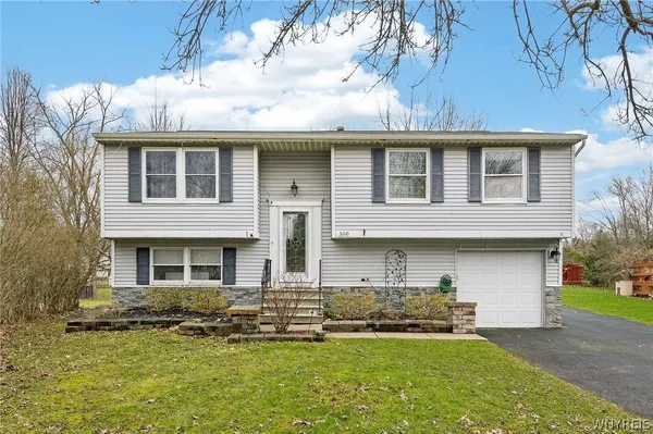 $314,900 | 350 Greengage Circle, Amherst, NY 14051