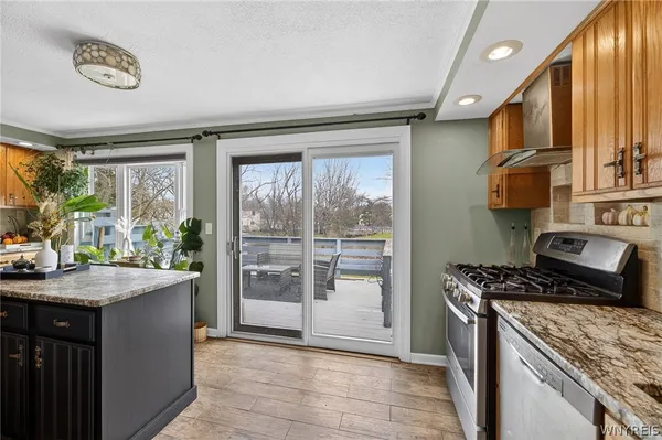 $314,900 | 350 Greengage Circle, Amherst, NY 14051