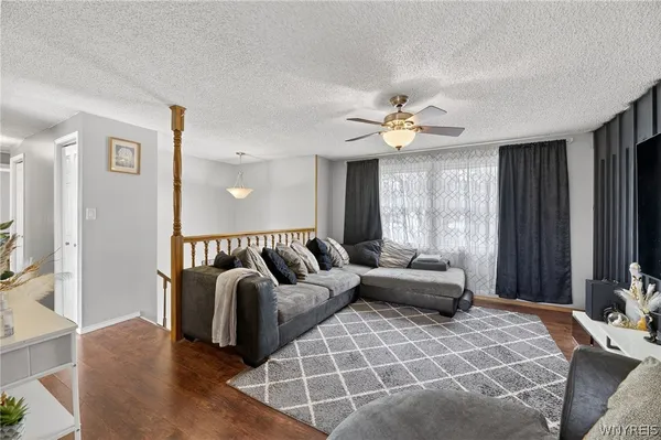 $314,900 | 350 Greengage Circle, Amherst, NY 14051