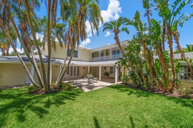 $6,290,000 | 1021 Bay Esplanade, Clearwater Beach, FL 33767