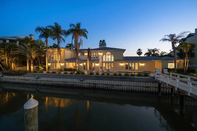 $6,290,000 | 1021 Bay Esplanade, Clearwater Beach, FL 33767