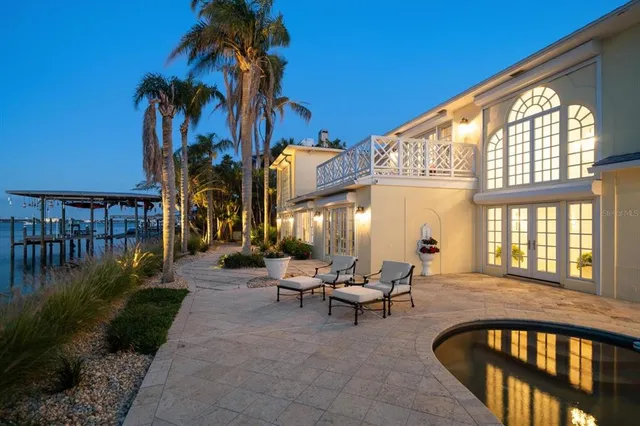 $6,290,000 | 1021 Bay Esplanade, Clearwater Beach, FL 33767