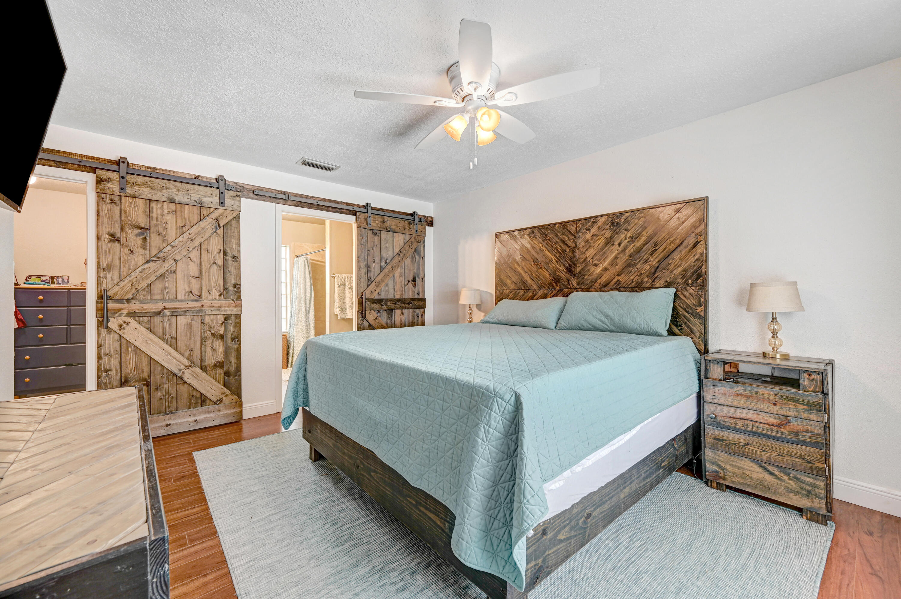 1498 Hardey Road Southwest Palm Bay, FL 32908 - Photo 30 of 50 DSC_0735