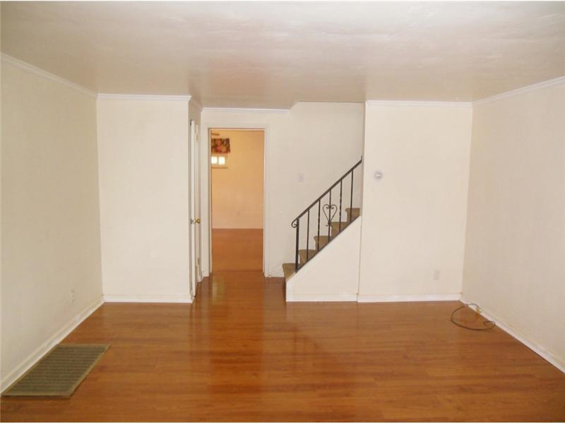 906 Roland Road Pittsburgh, PA 15221 - Photo 3 of 11 Living Room.