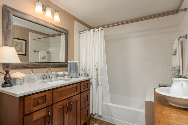 $795,000 | 200 Manufacturers Road, Unit 316, Chattanooga, TN 37405