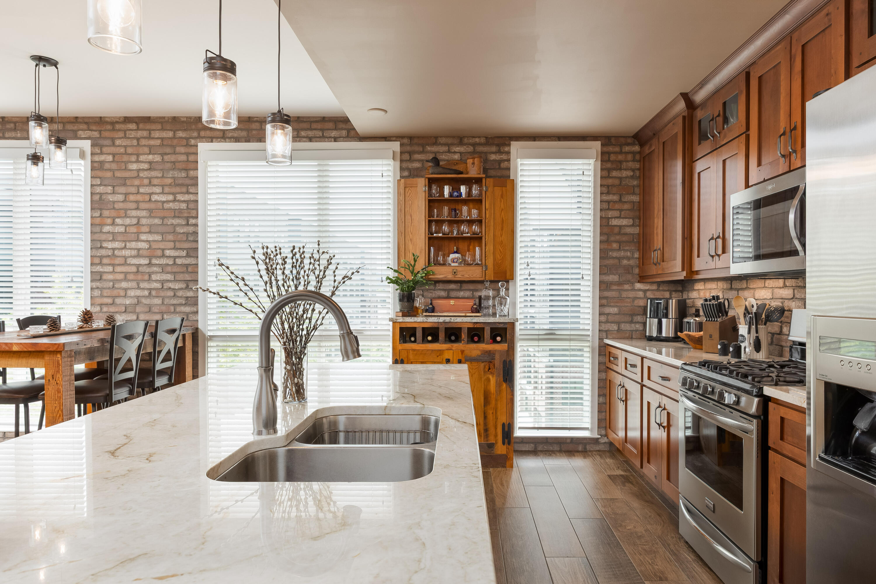 200 Manufacturers Road, Unit 316 Chattanooga, TN 37405 - Photo 8 of 46 Redesigned Kitchen