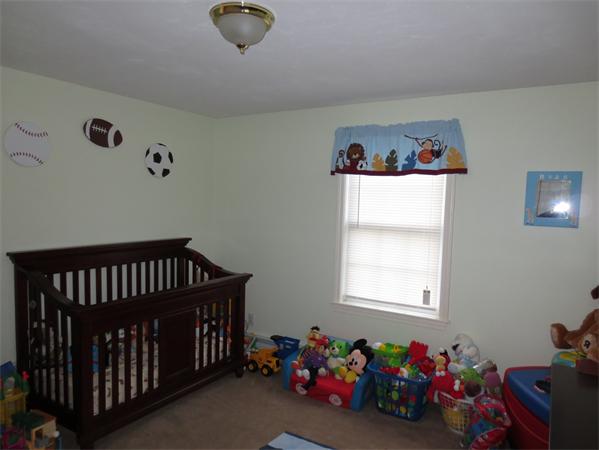 62 Ridgewood Road Worcester, MA 01606 - Photo 19 of 30 Gallery Image 19
