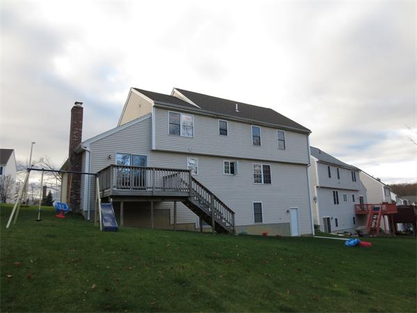 62 Ridgewood Road Worcester, MA 01606 - Photo 3 of 30 Gallery Image 3