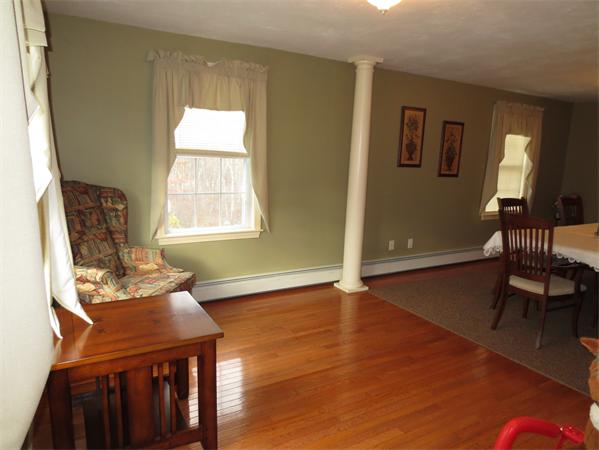 62 Ridgewood Road Worcester, MA 01606 - Photo 5 of 30 Gallery Image 5
