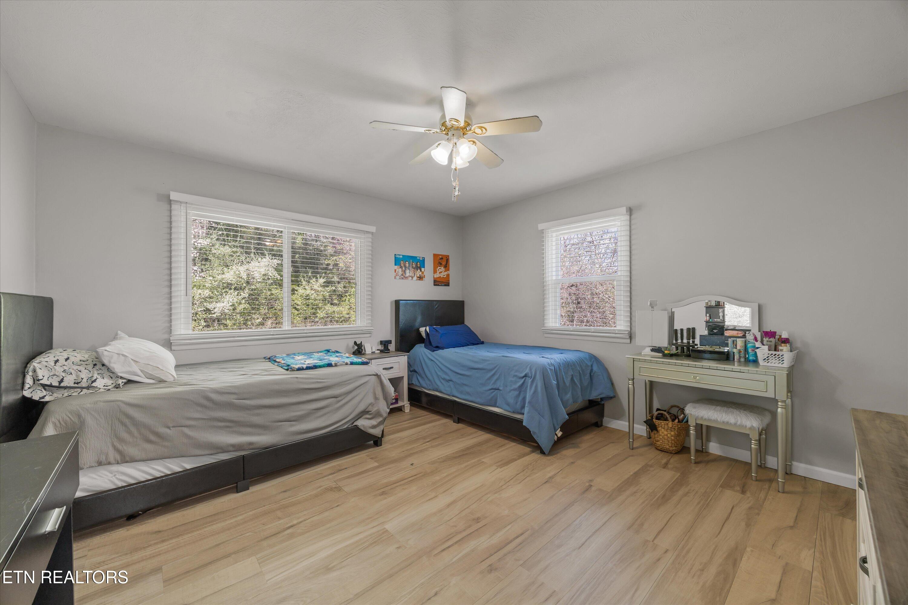 102 Canterbury Road Oak Ridge, TN 37830 - Photo 19 of 32 30-102 Canterbury Rd 31