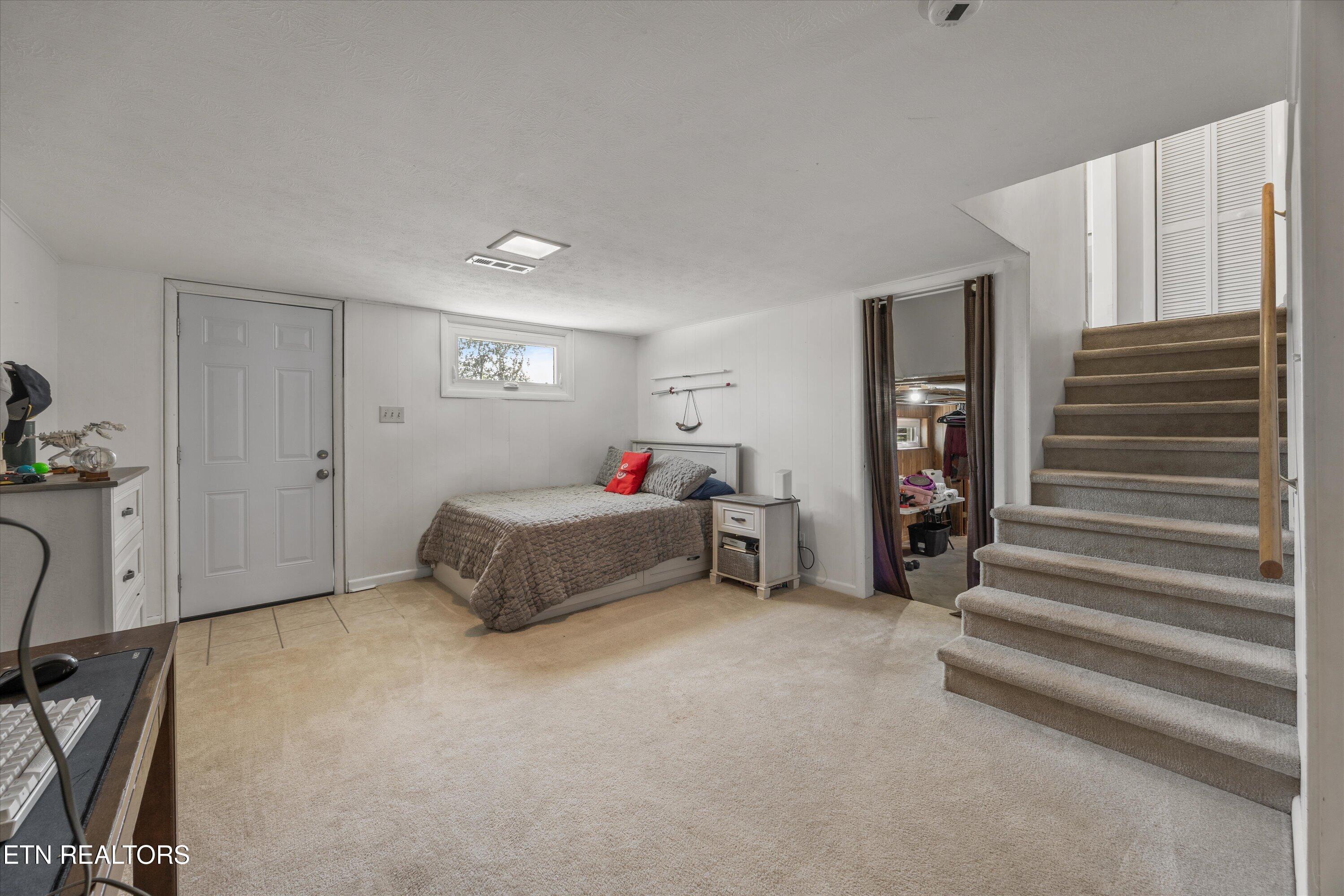 102 Canterbury Road Oak Ridge, TN 37830 - Photo 21 of 32 32-102 Canterbury Rd 33