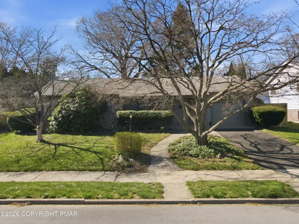 $329,000 | 1621 Lenox Avenue, Bethlehem, PA 18018